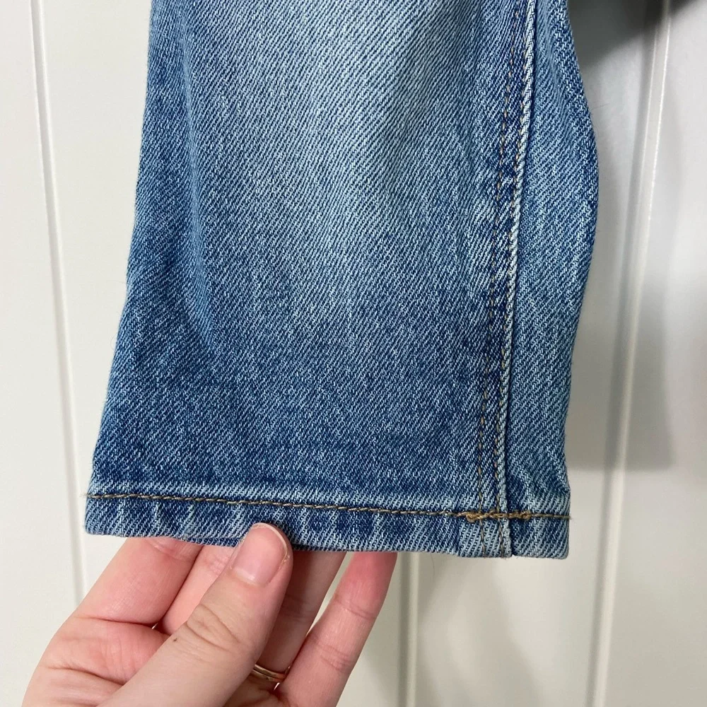 NWOT baby light wash‎ denim elastic button straight cut jeans size 3-6 months